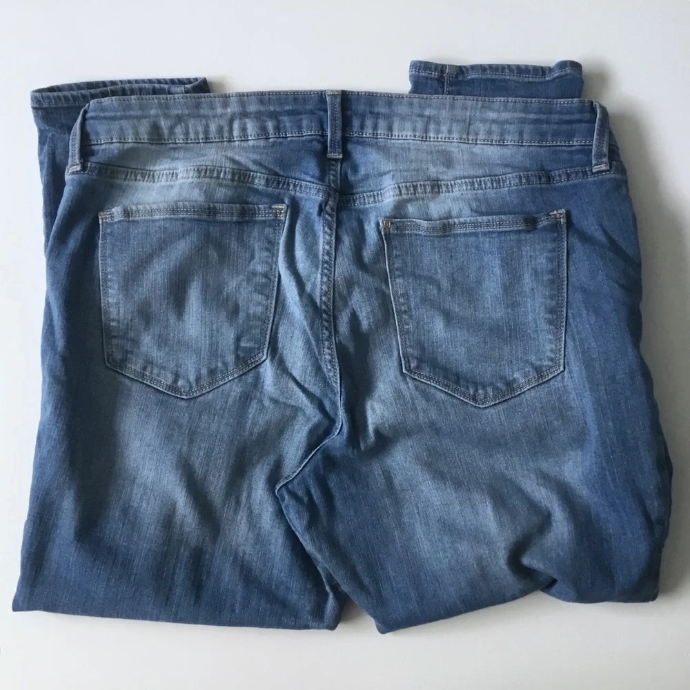 Old Navy Size 18 Rockstar Light Blue Wash - Picture 5 of 11